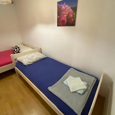 Apartman Moreno, Gajac-Zrce Beach-Novalja Exterior photo