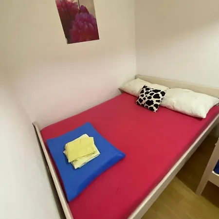 Apartman Moreno, Gajac-Zrce Beach-Novalja Exterior photo