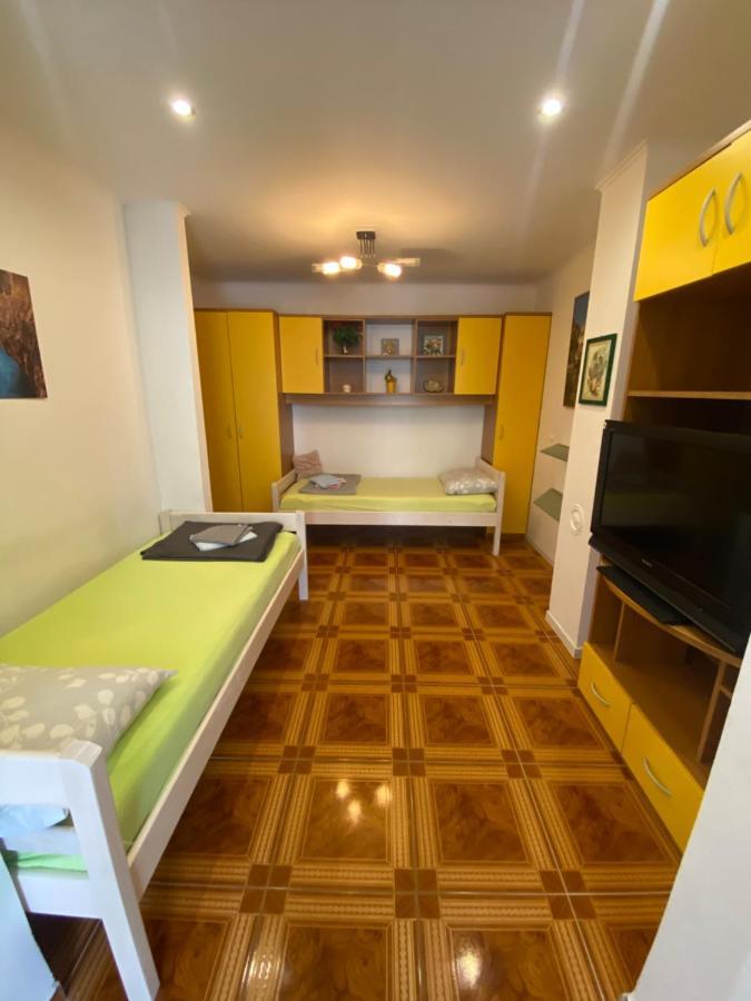 Moreno, Gajac-zrce Beach-novalja Apartment Novalja