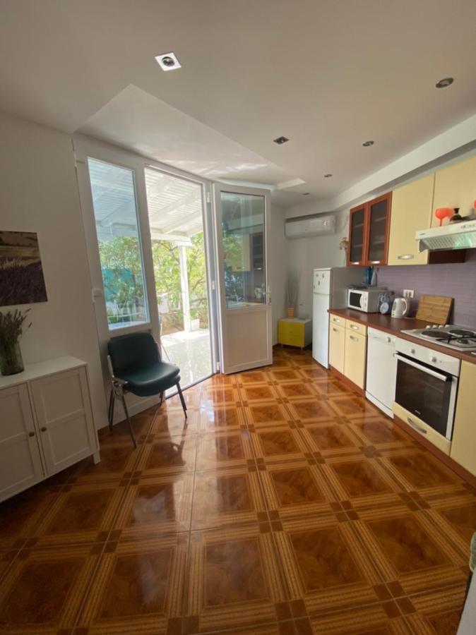 Moreno, Gajac-zrce Beach-novalja Apartment